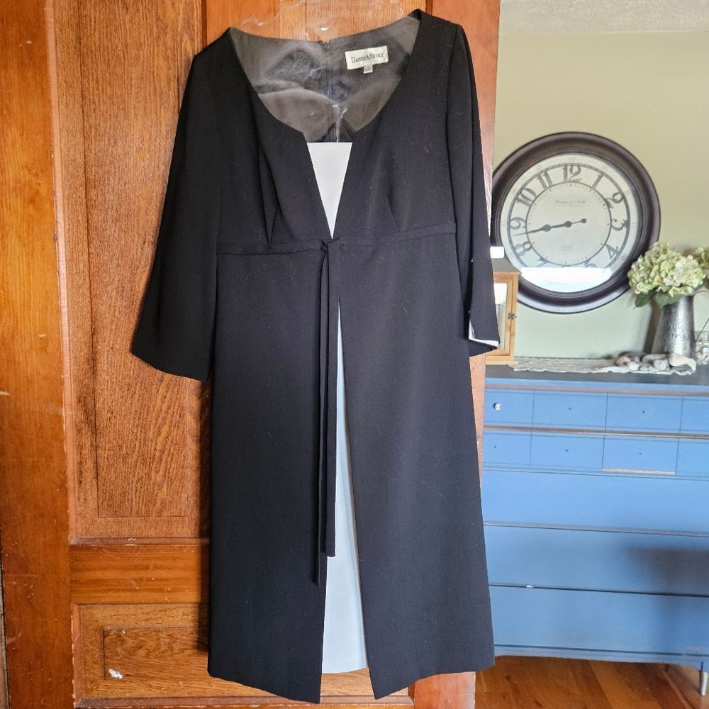 Vintage 90s Danny &‎ Nicole Off Shoulder Black White Dress 8 Y2K Minimalist